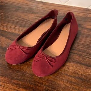 Maroon flats